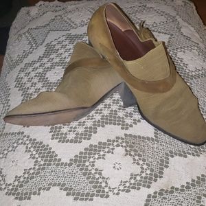 Vintage Olive Green Size 40 (US 9)